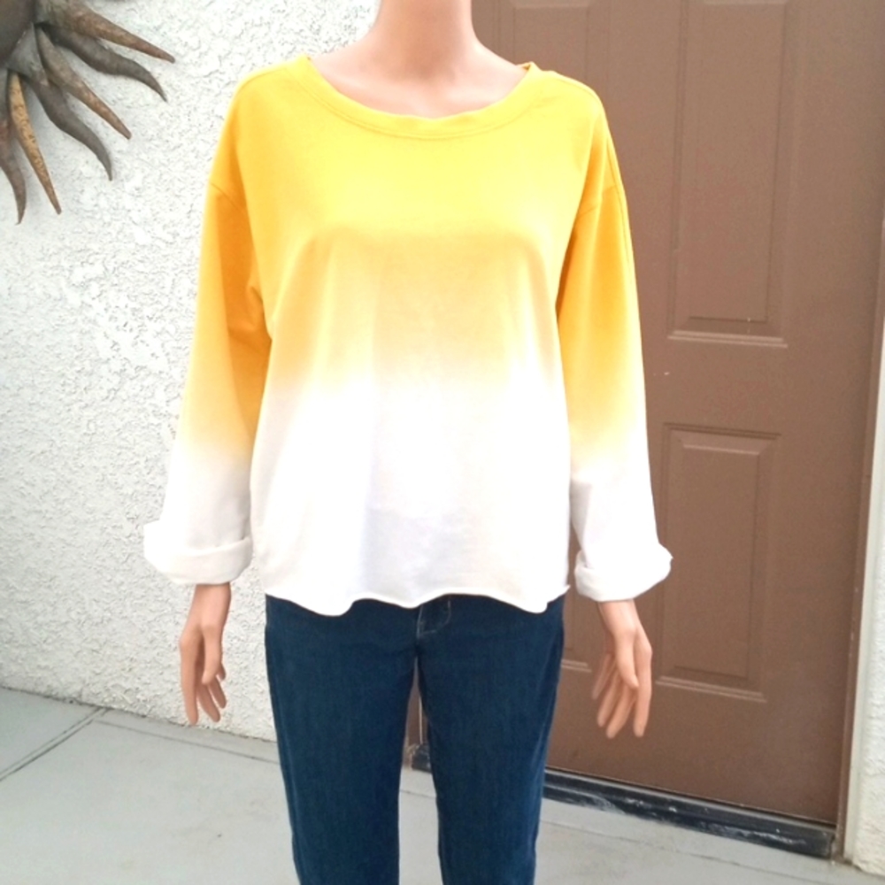 Sundays sweatshirt